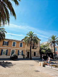 Photo n°46 de Restaurant Au Louis IX - Restaurant Aigues-Mortes à Aigues-Mortes ()