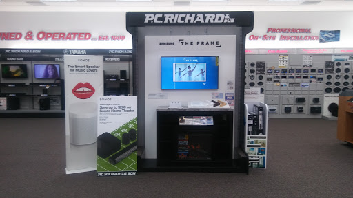 Appliance Store «P.C. Richard & Son», reviews and photos, 1685 Old Country Rd, Riverhead, NY 11901, USA