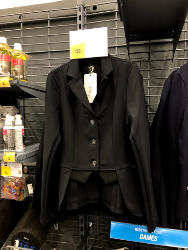 Stores to buy women's sleeveless blazers Amsterdam