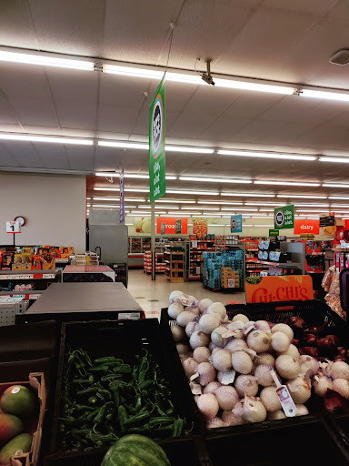 Grocery Store «Save-A-Lot», reviews and photos, 1926 E Silver Springs Blvd, Ocala, FL 34470, USA