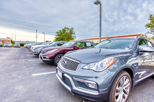 Infiniti Dealer «Plaza Infiniti», reviews and photos, 755 N New Ballas Rd, Creve Coeur, MO 63141, USA