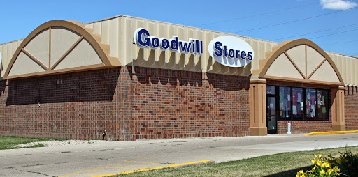 Goodwill Retail Stores, 421 S 3rd St, Bismarck, ND 58504, Thrift Store
