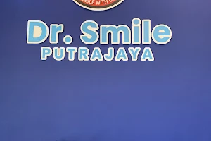Klinik Pergigian Dr.Smile Putrajaya (1200649-W) image