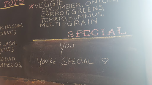 Bar «Quenchers Saloon», reviews and photos, 2401 N Western Ave, Chicago, IL 60647, USA