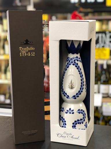 Liquor Store «Miami Beach Liquors», reviews and photos, 814 Alton Rd, Miami Beach, FL 33139, USA