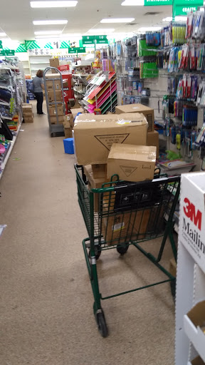 Dollar Store «Dollar Tree», reviews and photos, 200 Hempstead Turnpike, West Hempstead, NY 11552, USA