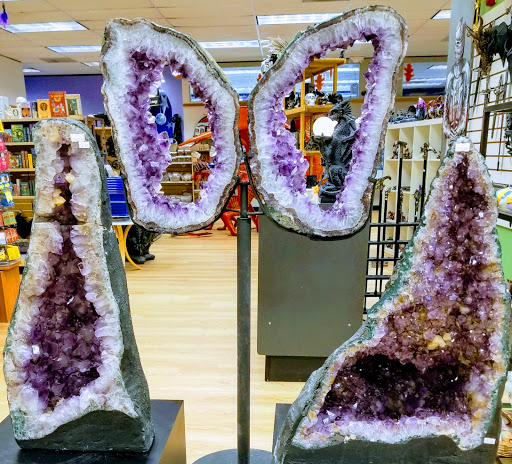 Gift Shop «Crescent Moon Gifts», reviews and photos, 2502 6th Ave, Tacoma, WA 98406, USA