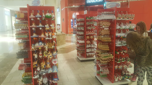 Shopping Mall «Hawthorn Mall», reviews and photos, 122 Hawthorn Center, Vernon Hills, IL 60061, USA