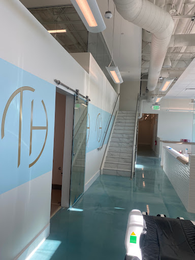 Beauty Salon «The Hills Salon & Spa», reviews and photos, 8912 E Pinnacle Peak Rd # 4, Scottsdale, AZ 85255, USA