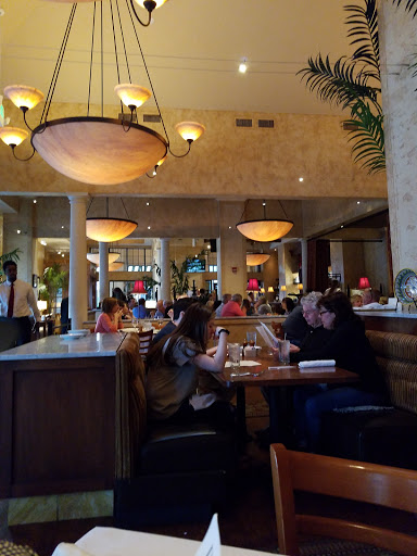 Shopping Mall «Walt Whitman Shops», reviews and photos, 160 Walt Whitman Rd, Huntington Station, NY 11746, USA