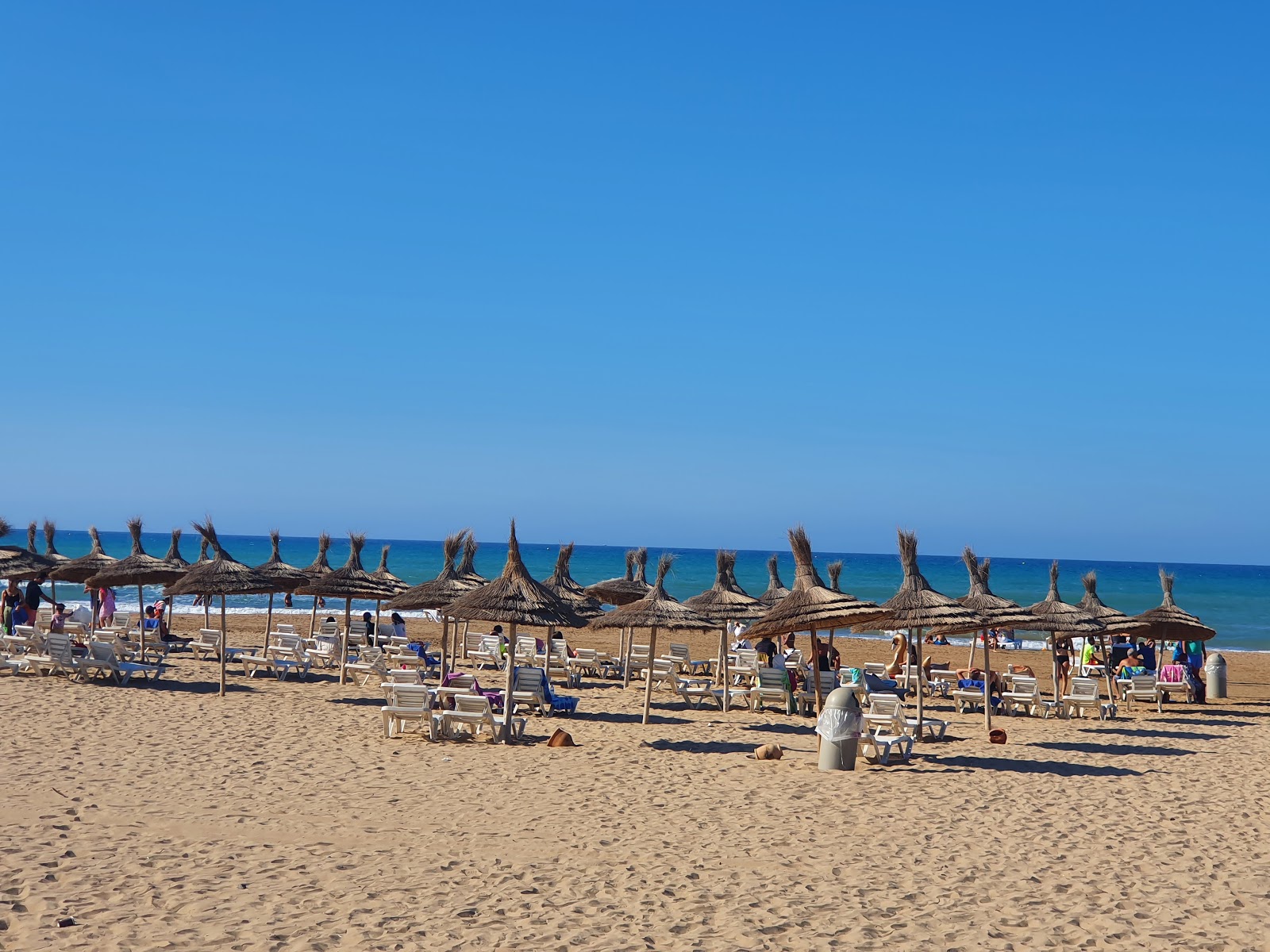 Plage de Saidia'in fotoğrafı - rahatlamayı sevenler arasında popüler bir yer