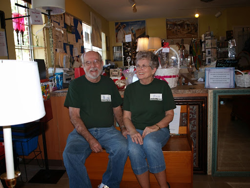 Thrift Store «Habitat For Humanity Thrift Store», reviews and photos, 1635 N Old Dixie Hwy, Jupiter, FL 33469, USA