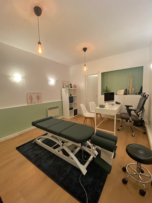 Farah Hamdani - Chiropracteur à Paris