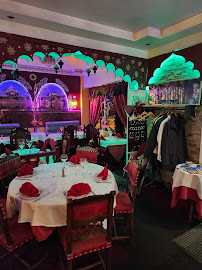 Atmosphère du Restaurant indien Le Taj Mahal à Saint-Gervais-les-Bains - n°15