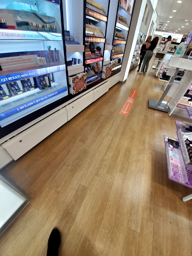 Beauty Salon «Ulta Beauty», reviews and photos, 4140 S Pulaski Rd, Chicago, IL 60632, USA