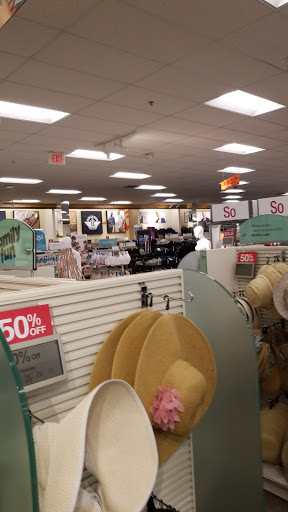 Department Store «T.J. Maxx», reviews and photos, 8510 N Evanston Ave, Kansas City, MO 64157, USA