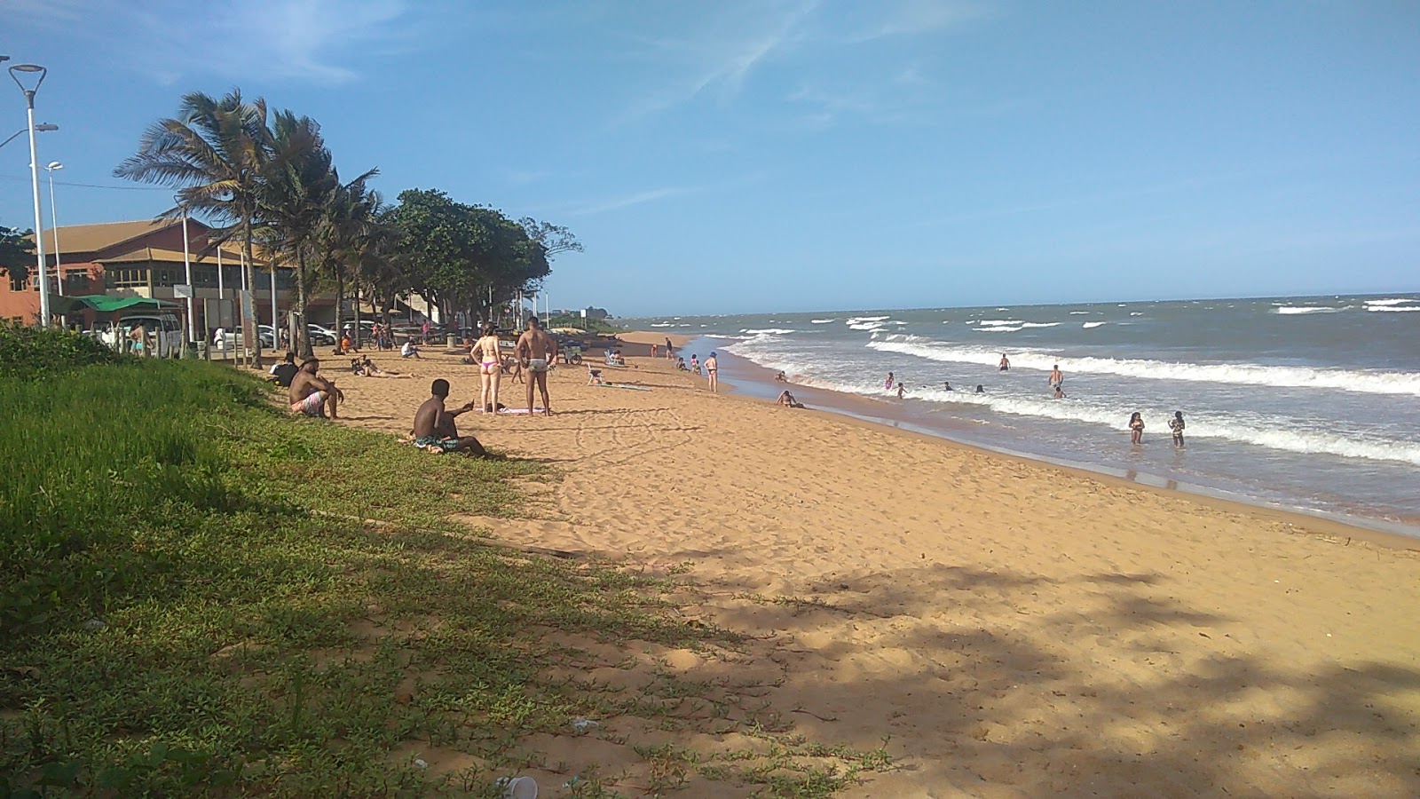 Photo de Plage Enseada et le règlement