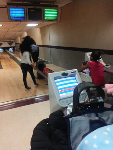 Bowling Alley «Voelkers Lanes», reviews and photos, 686 Amherst St, Buffalo, NY 14207, USA