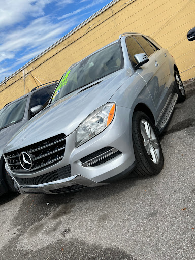 Used Car Dealer «C & J AUTO SALES», reviews and photos, 7223 W Hillsborough Ave, Tampa, FL 33634, USA