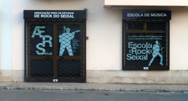 Avaliações doAssociação para os Estudos de Rock do Seixal em Seixal - Escola