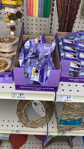 Pet Supply Store «PetSmart», reviews and photos, 213 Daniel Webster Hwy, Nashua, NH 03060, USA