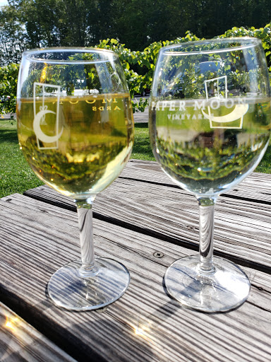 Winery «Paper Moon Vineyards», reviews and photos, 2008 State Rd, Vermilion, OH 44089, USA