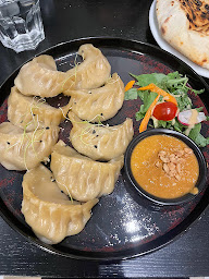 Photo n°57 de MOMOS LYON 1 (Cuisine Népalaise et Tibétain ) à Lyon ()
