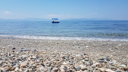 Foto von Rovies beach mit sehr sauber Sauberkeitsgrad