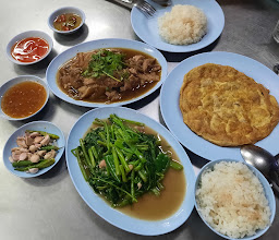 ข้าวขาหมูบางรัก photo