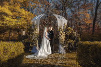 New England Wedding Film - Photo 4 - Car repair in , Worcester