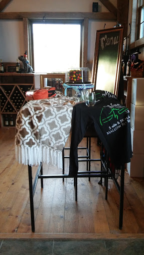 Winery «Mallow Run Winery», reviews and photos, 6964 W Whiteland Rd, Bargersville, IN 46106, USA