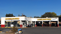 Les Schwab Tire Center