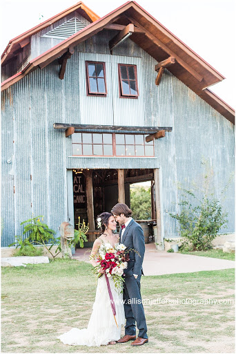 Bridal Shop «Serendipity Bridal», reviews and photos, 2438 W Anderson Ln #5, Austin, TX 78757, USA