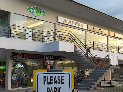 Foodies Hall - 446W+78G, Santo Tomas, Batangas, Philippines