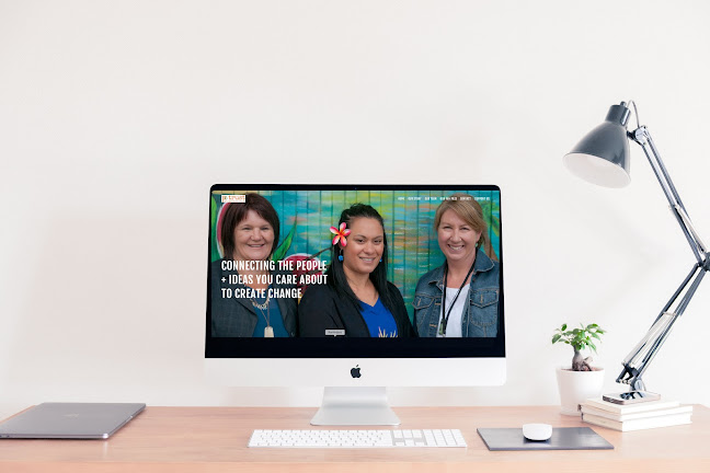 Wild Creative Design - Graphic designer
