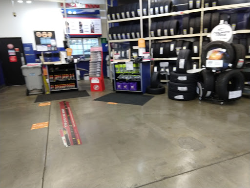 Auto Parts Store «Pep Boys Auto Parts & Service», reviews and photos, 11130 Balboa Blvd, Granada Hills, CA 91344, USA