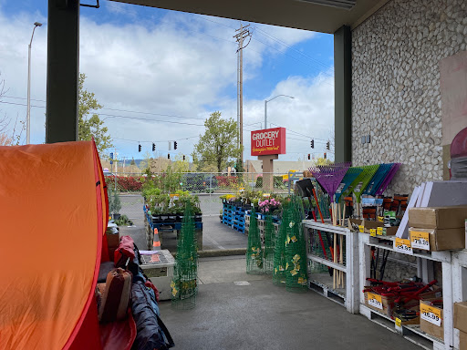 Grocery Store «Grocery Outlet Bargain Market», reviews and photos, 1510 Portland Rd, Newberg, OR 97132, USA