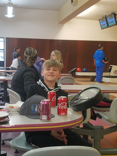 Bowling Alley «Lakeshore Lanes», reviews and photos, 31025 Jefferson Ave, St Clair Shores, MI 48082, USA