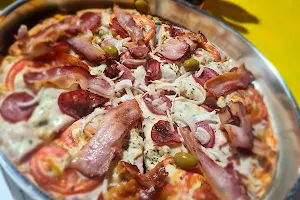 Tarantela Lanches e Pizzas image