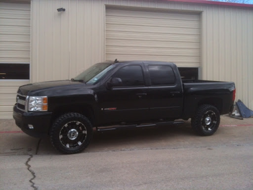 Auto Body Shop «Williams Paint & Body Inc», reviews and photos, 924 Military Pkwy, Mesquite, TX 75149, USA