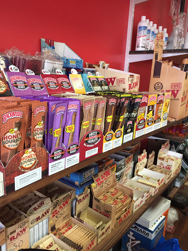 Tobacco Shop «Ipuff Smoke Shop», reviews and photos, 241 Harrison Ave, Garfield, NJ 07026, USA