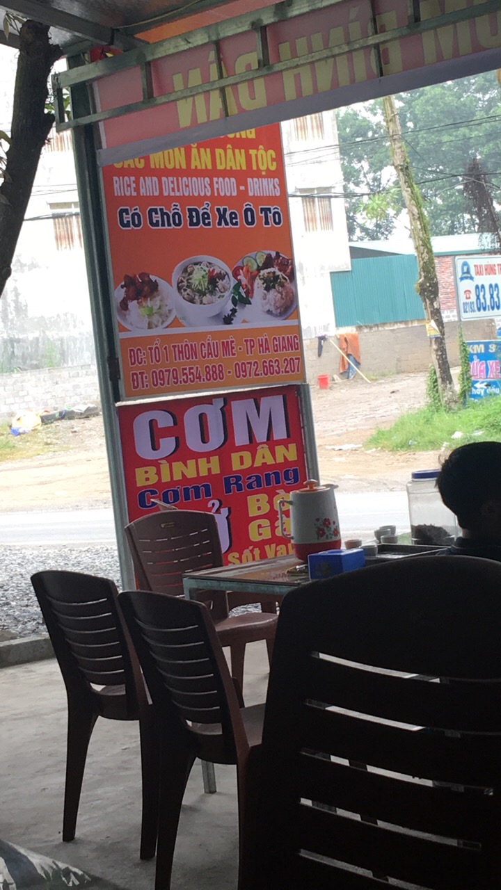 Quán ăn Quang Tuyến