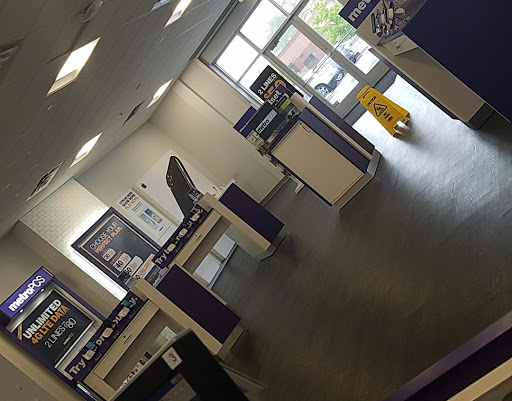 Cell Phone Store «MetroPCS Corporate Store», reviews and photos, 2385 W Cheltenham Ave Suite 225, Philadelphia, PA 19150, USA