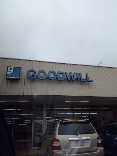 Thrift Store «Goodwill Retail Store», reviews and photos, 1266 Asheville Hwy, Brevard, NC 28712, USA