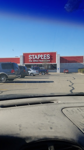 Office Supply Store «Staples», reviews and photos, 1722-1724 S West Ave, Freeport, IL 61032, USA
