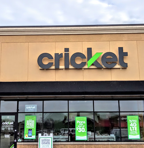 Cell Phone Store «Cricket Wireless Authorized Retailer», reviews and photos, 2919 Mall Dr, Eau Claire, WI 54701, USA