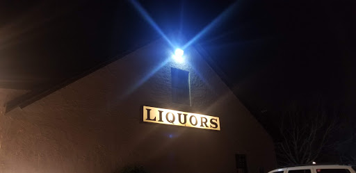 Liquor Store «North Country Wine & Spirits», reviews and photos, 299 N Country Rd, Sound Beach, NY 11789, USA