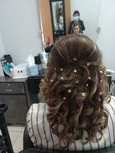 Beauty Salon «Bollywood Salon & Spa Threading Bar», reviews and photos, 7410 N MacArthur Blvd #103, Irving, TX 75063, USA