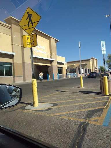 Department Store «Walmart Supercenter», reviews and photos, 12900 W Thunderbird Rd, El Mirage, AZ 85335, USA
