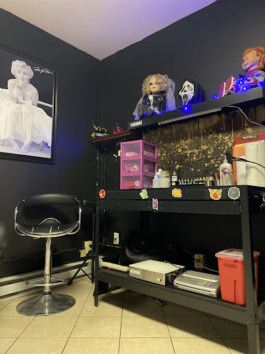 Explore meaningful finger tattoo ideas, creative tattoo ideas in Bethlehem, available at Valley Of Shadows